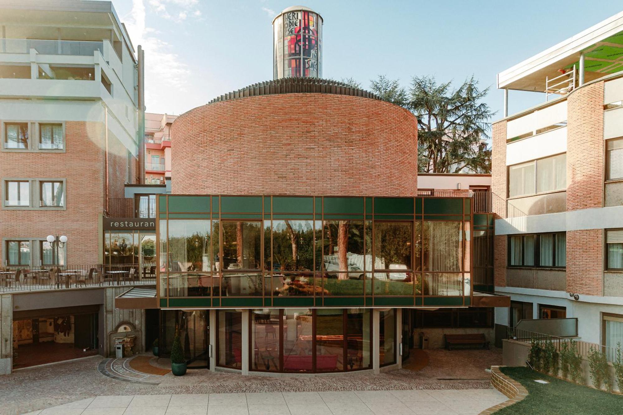 Adoro Hotel — Foto 3